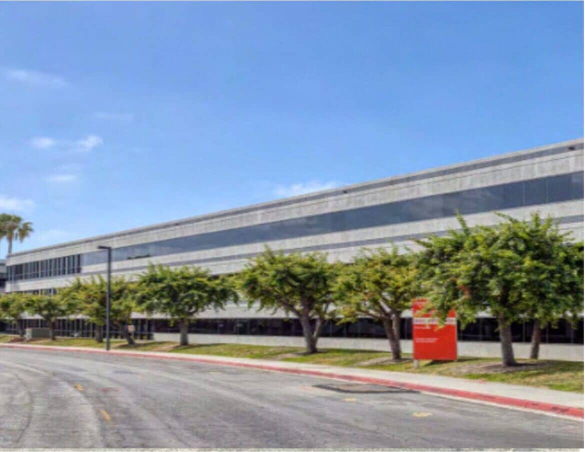 4910 Airport Plaza Drive, Long Beach — Executive Office