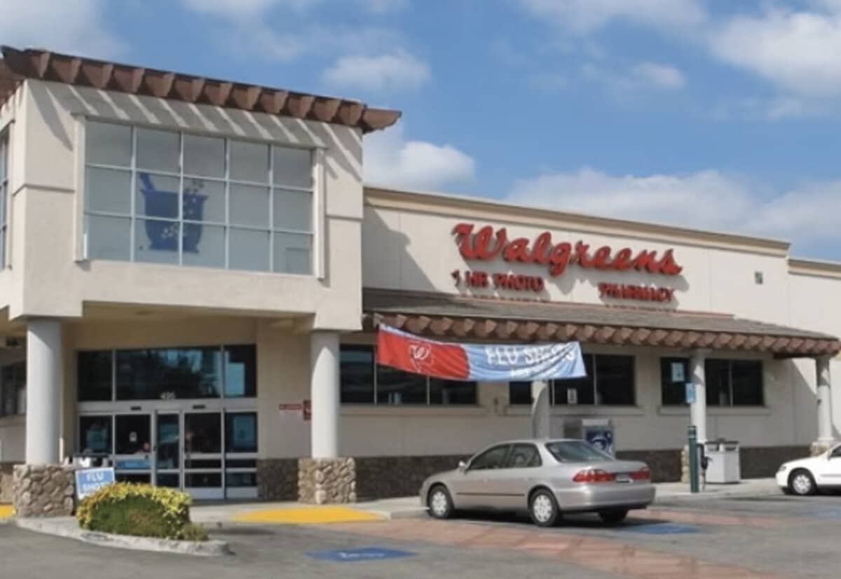 495 E Holt Ave, Pomona — NNN Walgreens