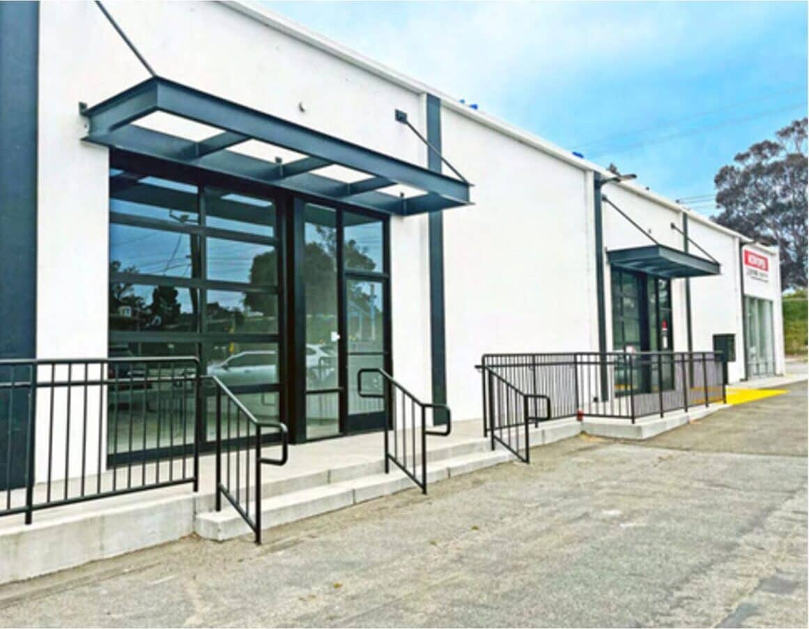 3860 Market Street, Ventura — Industrial Building