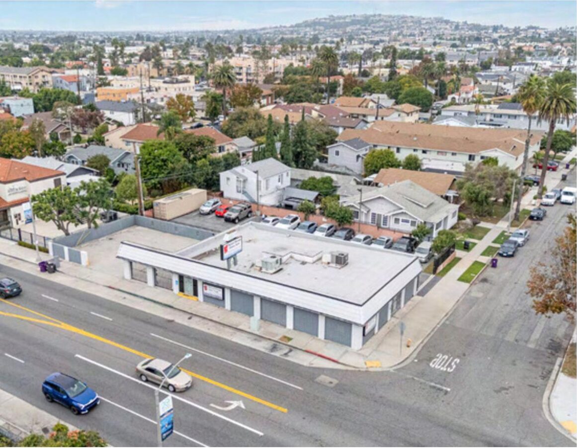 3535 7th Street, Long Beach